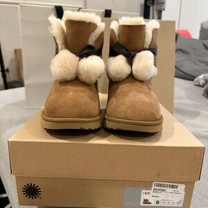 Moving sale! Brand new women’s UGG Boots